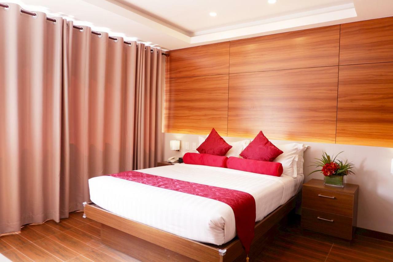 บาเลโร แกรนด์ สวีท บาย สวิส-เบลโฮเต็ล Hotel Makati City ภายนอก รูปภาพ